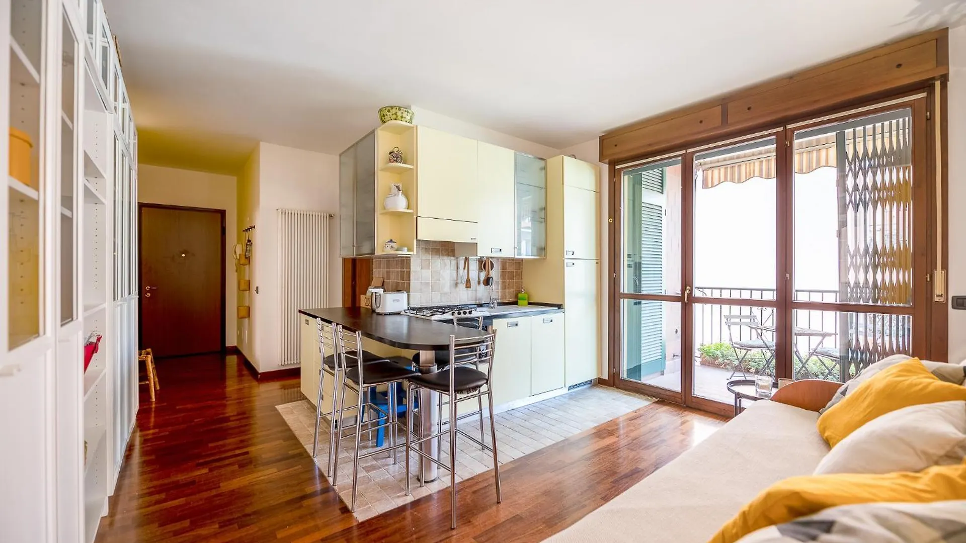 Bright And Quiet Home With Terrace - M3 Lodi 10Min Milan Italy